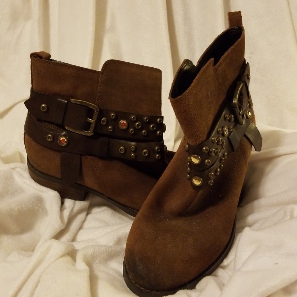 Guess Sabra Jeweled Brown distressed Leather Boot